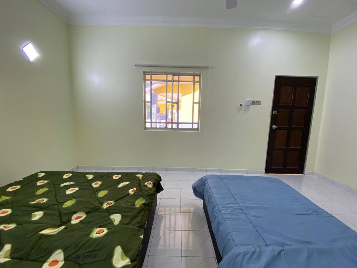 Room/Homestay Nazadja Sungai Besar Exterior photo